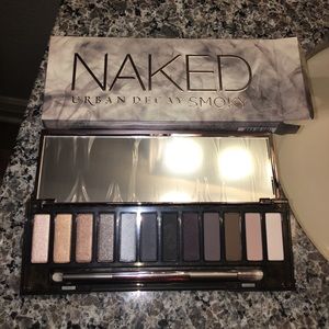 Urban Decay: Naked Smoky Pallette